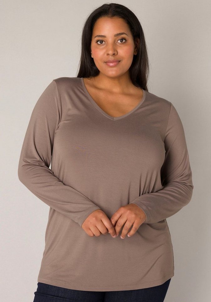 Base Level Curvy Langarmshirt mit V-Ausschnitt von Base Level Curvy