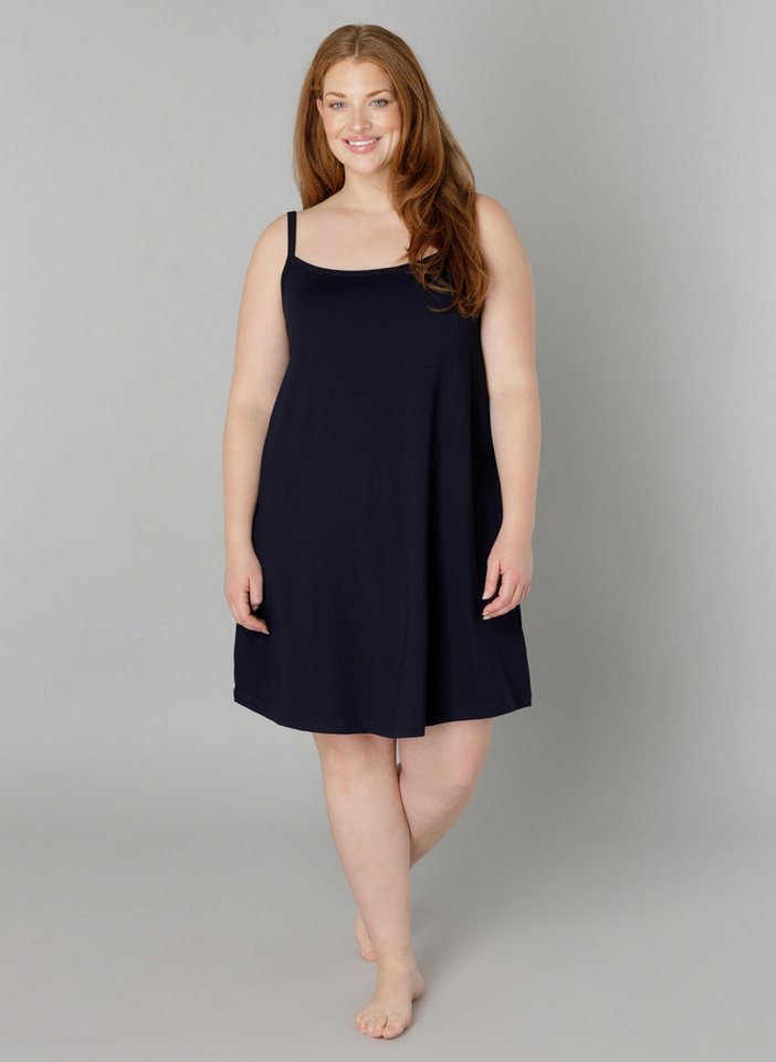 Base Level Curvy Trägerkleid Alissa Verstellbare Träger von Base Level Curvy