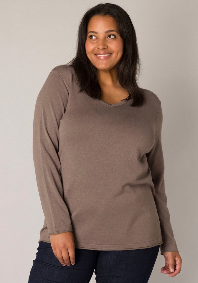 Base Level Curvy V-Ausschnitt-Pullover mit V-Ausschnitt von Base Level Curvy