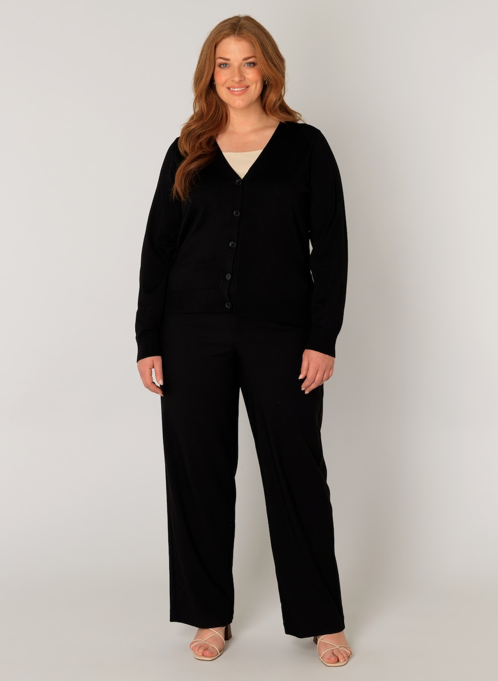 Große Größen Strickjacke Yvonne, Damen, schwarz, Größe: 52, Viskose/Nylon, Happy Size DE Women von Base Level Curvy