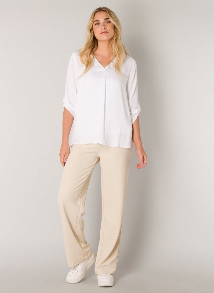 Base Level Shirtbluse mit V-Ausschnitt von Base Level