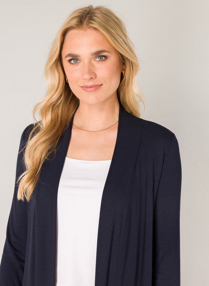 Base Level Strickjacke Yayla In elastischem Feinstrick von Base Level