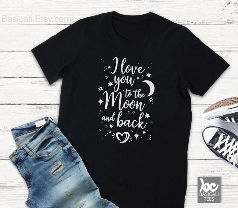 Ich Liebe Dich Zum Mond Und Zurück T-Shirt Unisex Weiches, Bequemes T-Shirt von BasiCali