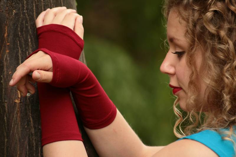 Jerseystulpen Dunkelrot von BasiaKollek