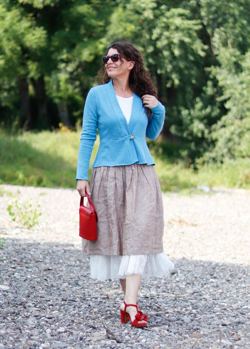 Kurzer Cardigan Jäckchen Merinowolle Hellblau von BasiaKollek