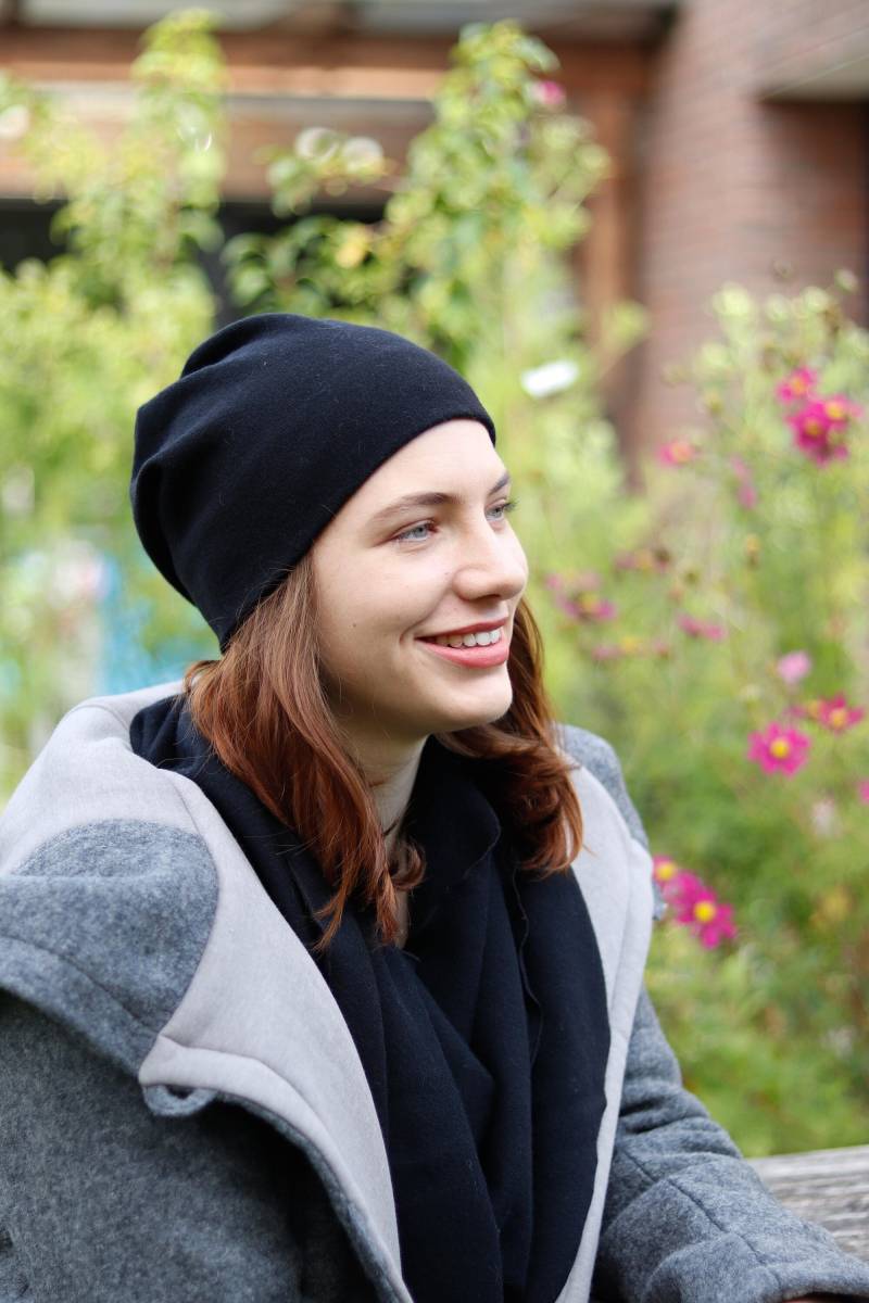 Mütze Beanie Merinowolle Schwarz von BasiaKollek