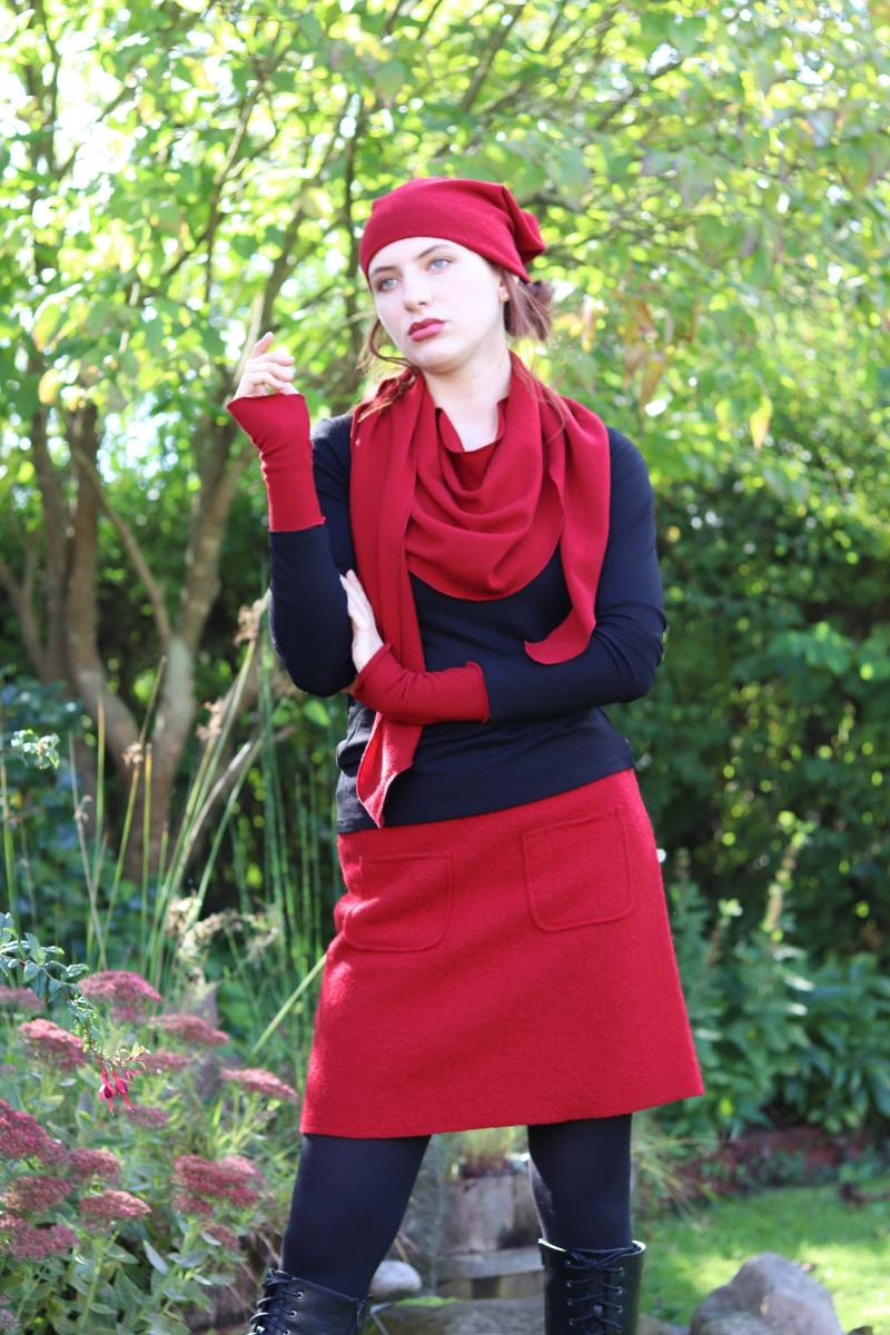 Wollrock Winterrock Gefüttert Rot von BasiaKollek