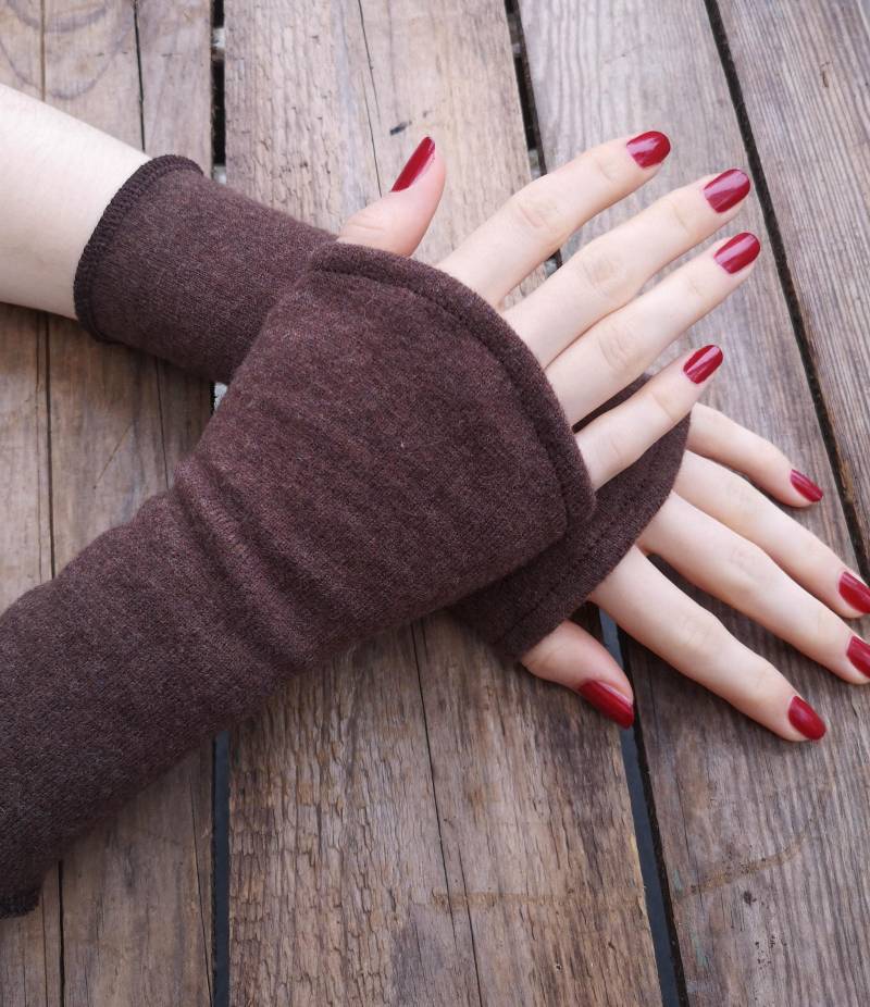 stulpen Merinowolle Braun von BasiaKollek