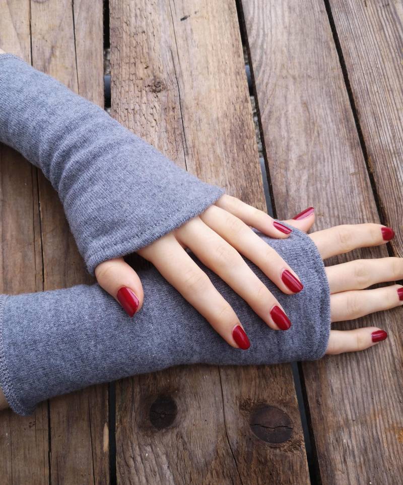 stulpen Merinowolle Grau Hellgrau von BasiaKollek