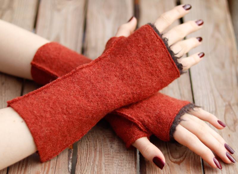 stulpen Wolle Daumenloch Terracotta von BasiaKollek