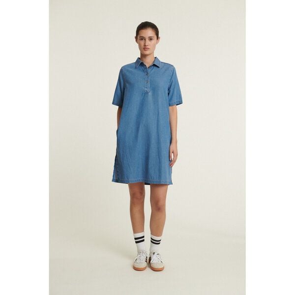 Basic Apparel Bine Polo Kleid aus Tencel und Bio-Baumwolle von Basic Apparel