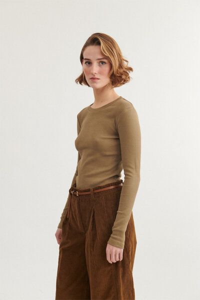 Basic Apparel LUDMILLA Langarmshirt aus Bio-Baumwolle von Basic Apparel