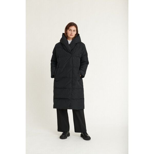 Basic Apparel Wintermantel Tenna Shawl Collar Parka aus recyceltem Polyester von Basic Apparel