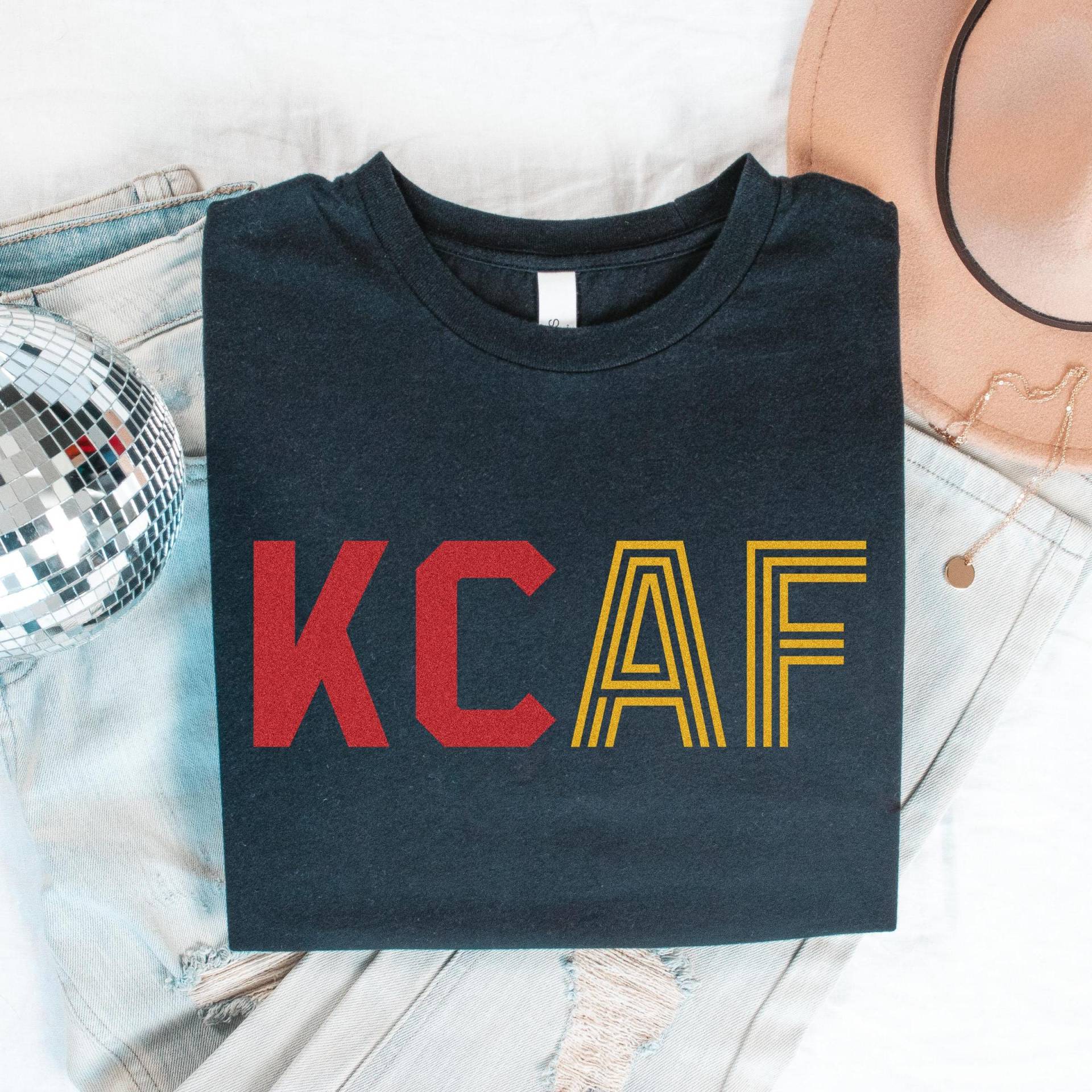 Kcaf | Kansas City Pride Shirt Unisex Kurzarmhemd Mehrere Farboptionen Auf Bestellung Kcaf | Kansas City Pride Shirt Unisex Kurzarmhemd Mehrere Farboptionen Auf Bestellung von BasicBitchDesigns