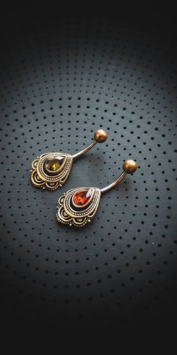 Messing 316L Bauchnabelpiercing Rosecut Granat Oder Peridot-Neue Kollektion-Piercing-Bauchschmuck-Körpermodifikation-Ornamentmuster von BastaMaMaCreative