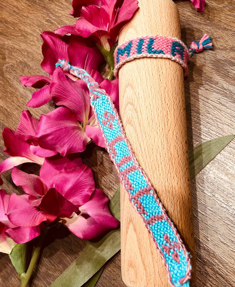 Geknüpftes Armband Mit Text/Namen von BastelBoxVonMarina