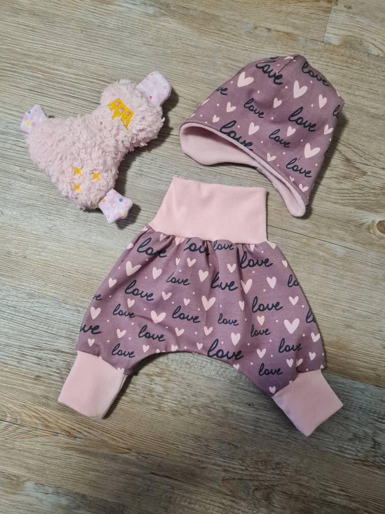 Handemade Babyset Pumphose Und Mütze in Gr.56 Handemade Babyset Pumphose Und Mütze in Gr.56 von Bastelfeesladen
