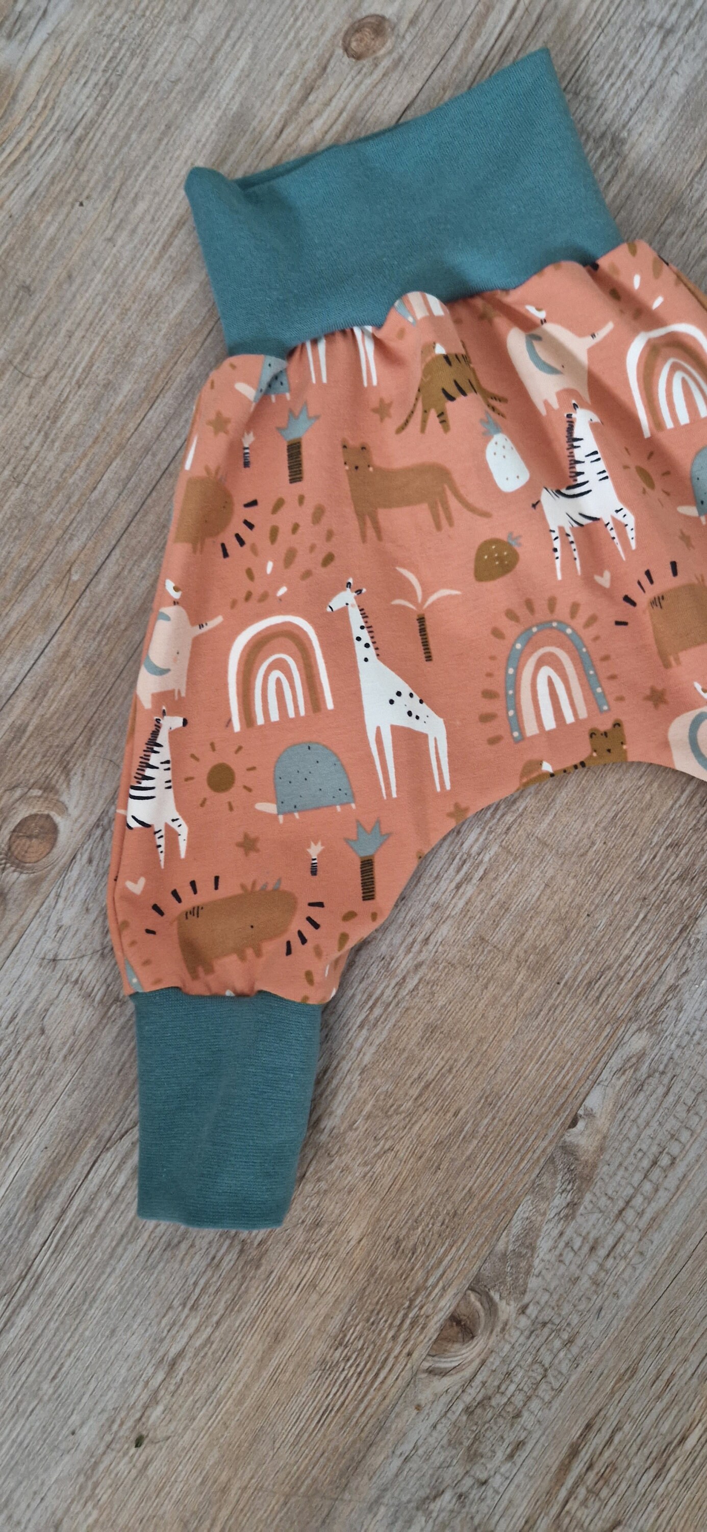 Handmade Babypumphose Gr. 74 Handmade Babypumphose Gr. 74 von Bastelfeesladen
