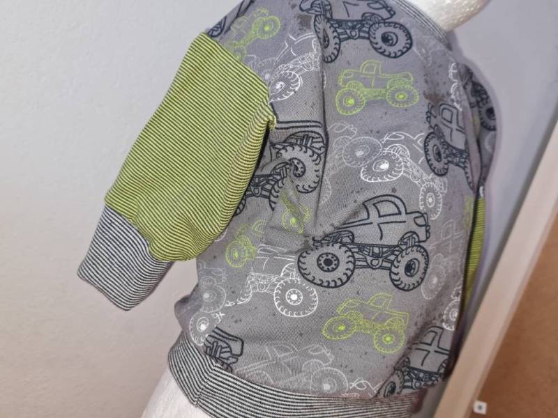 Handmade Oversize Sweater Gr. 68 Handmade Oversize Sweater Gr. 68 von Bastelfeesladen