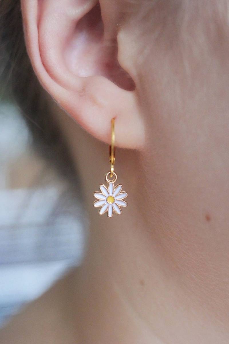 Blümchen Ohrhänger von Bastelsaison