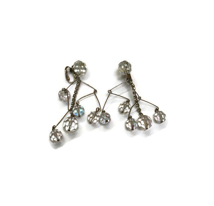 Signierte Vogue Ohrringe, Facettierte Glasperlen Kronleuchter Vintage 1960Er Jahre Modeschmuck von BatCityVintage