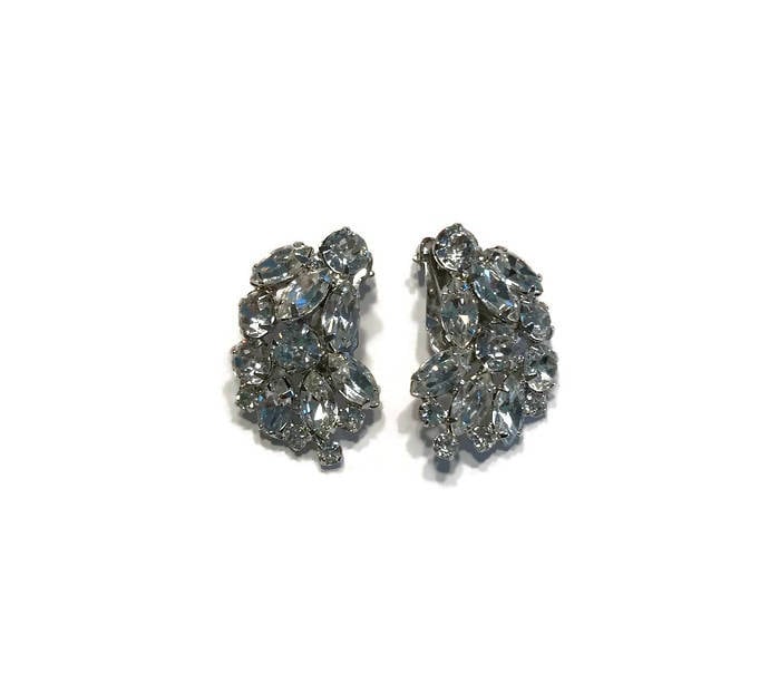 Signierte Weiss Ohrringe, Strass 50Er Jahre Ohrclips, Modeschmuck, Hochzeit Brautschmuck von BatCityVintage