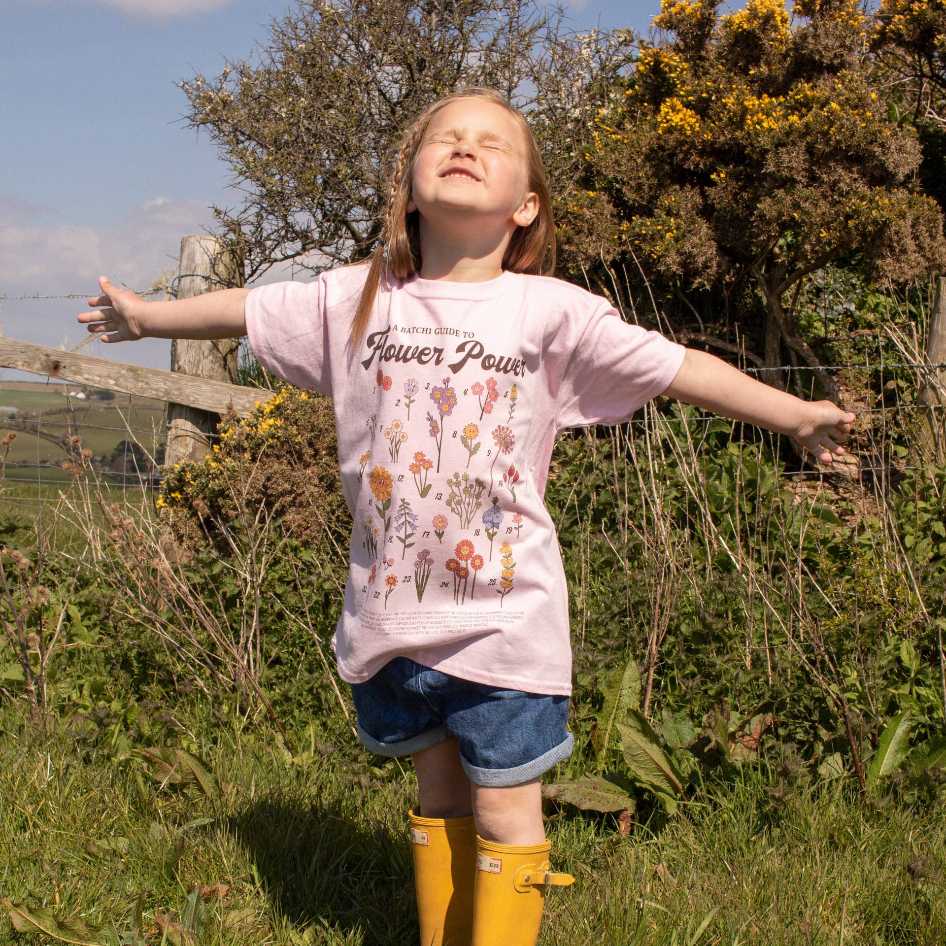 Flower Power Girls " Guide T-Shirt von Batch1UK