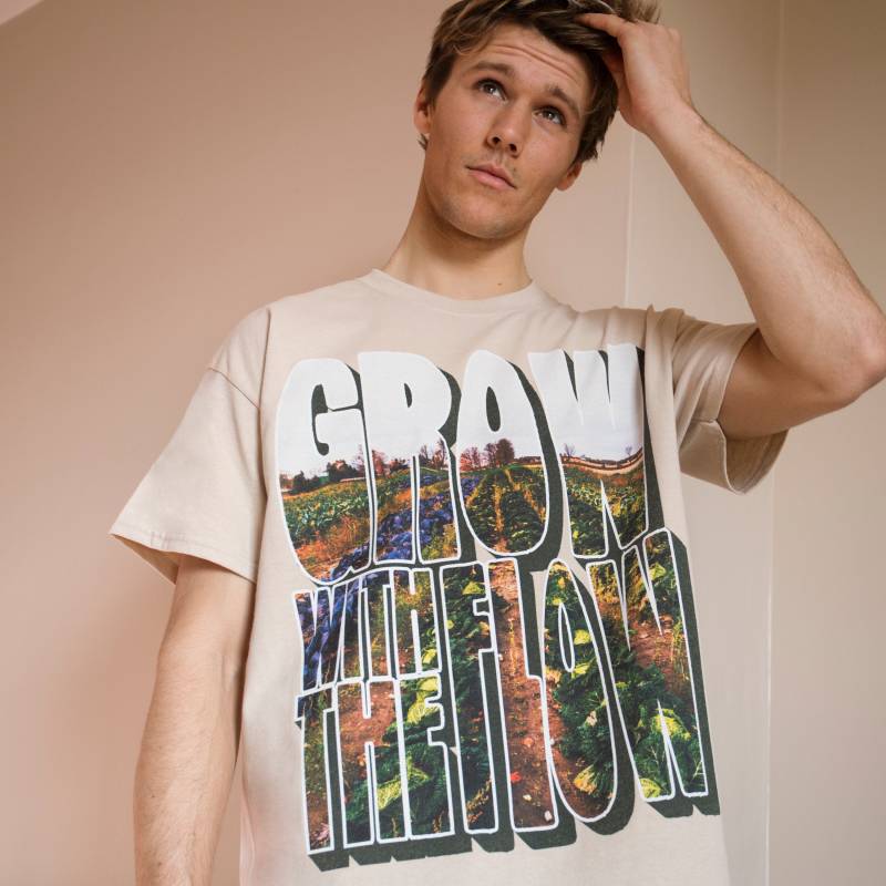 Grow With The Flow Herren Spruch T-Shirt von Batch1UK