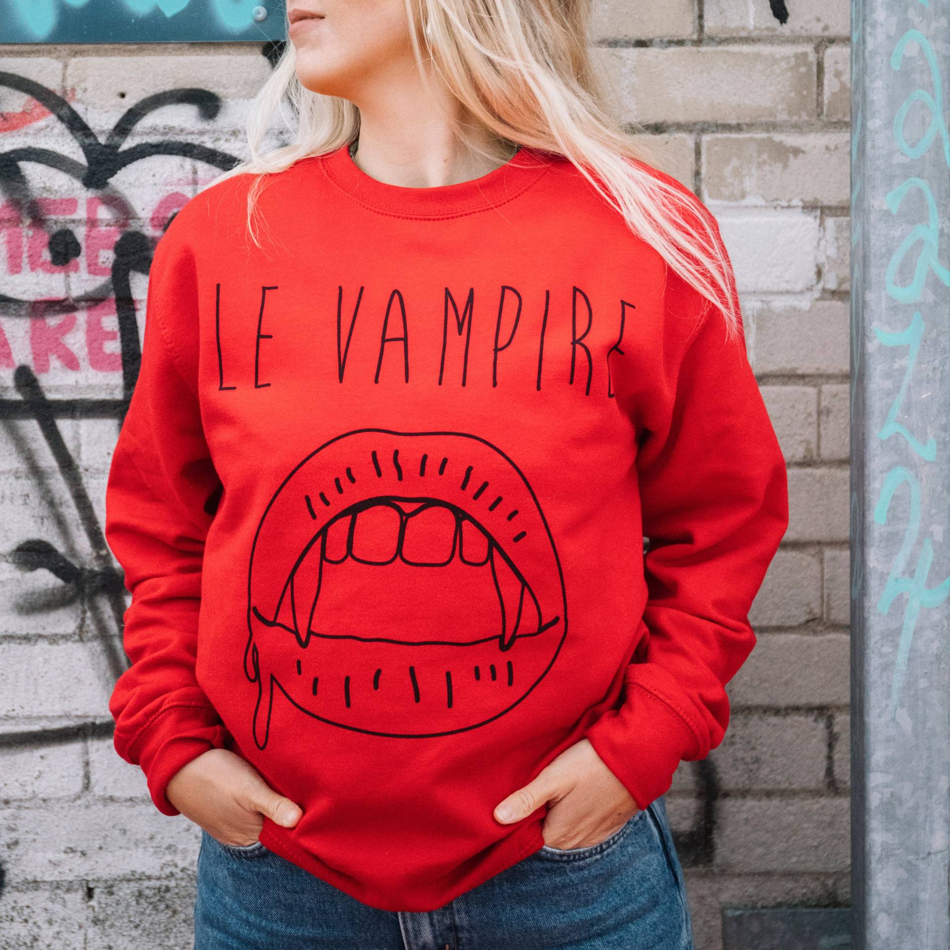 Le Vampir Damen Spruch Sweatshirt von Batch1UK