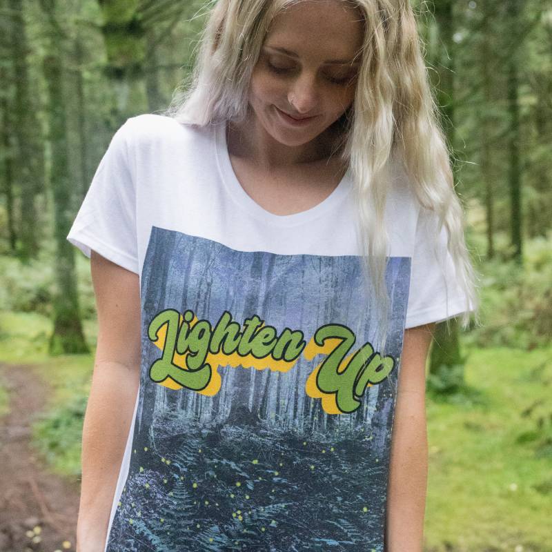 Lighten Up Damen Slogan T-Shirt von Batch1UK