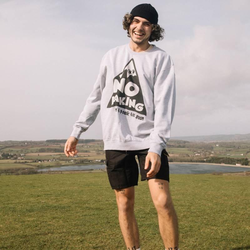 No Peaking Herren Spruch Sweatshirt von Batch1UK