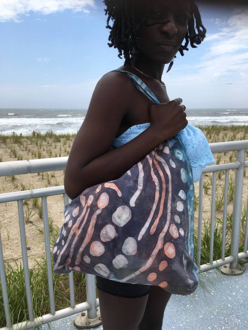 Elemente Shopper Einkaufstasche Batiktasche. Bimb00011 von BatikArtsStudio