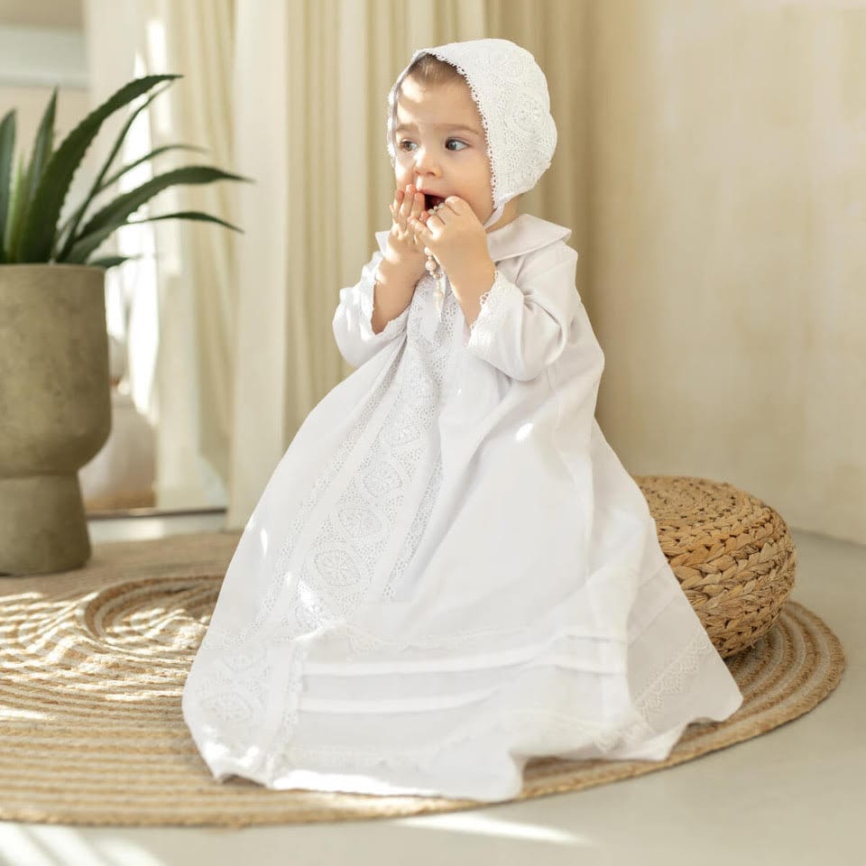 Baby Junge Taufkleid Weißes Tauf Outfit Mit Mütze & Schühchen von BattesimoLove