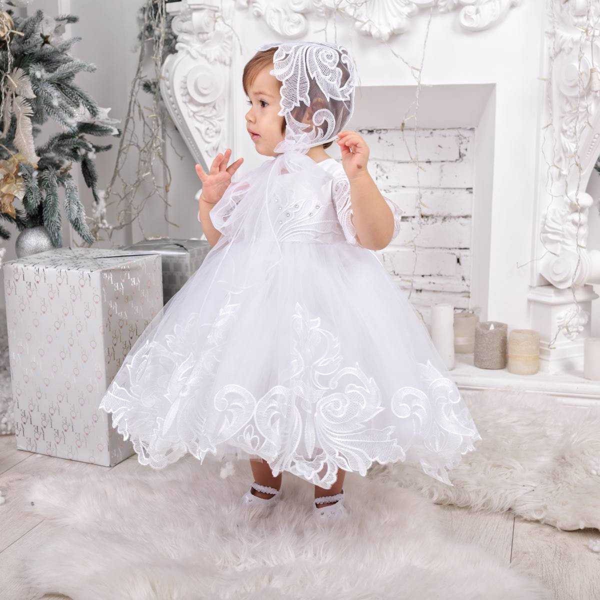Spitze Taufkleid Für Baby Mädchen Mit Häubchen von BattesimoLove