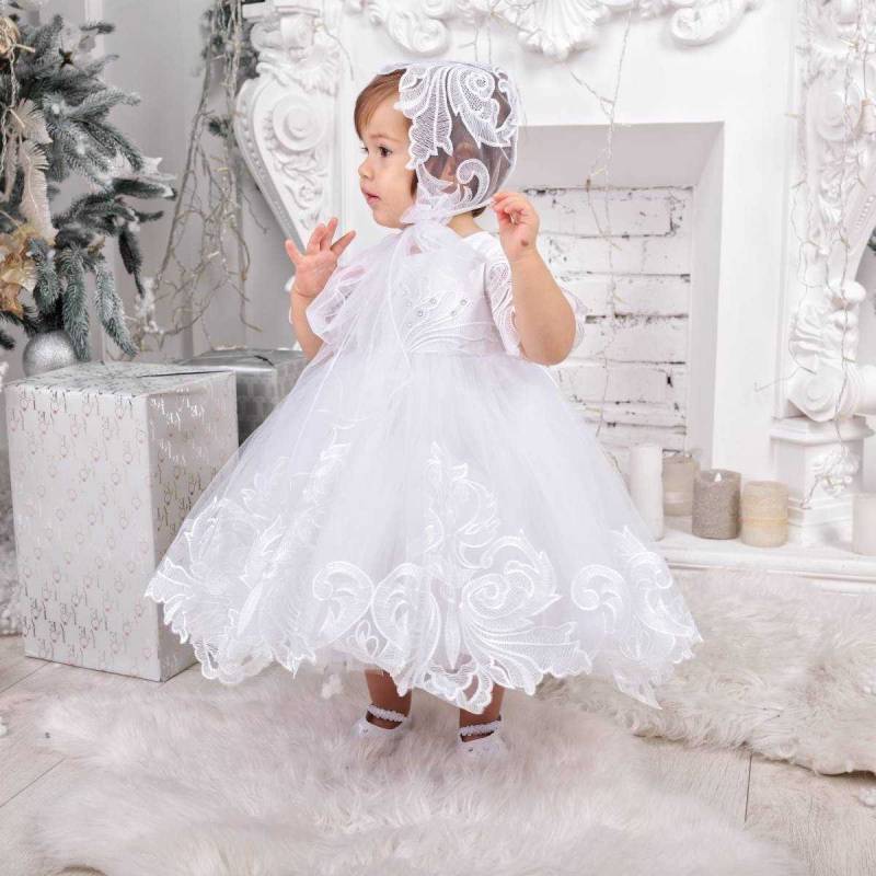 Spitze Taufkleid Für Baby Mädchen Mit Häubchen von BattesimoLove