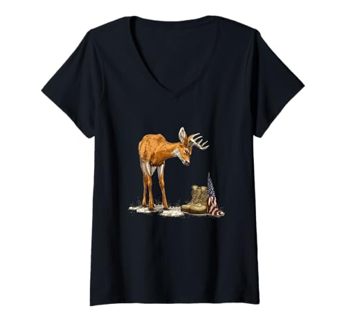 Damen Netter Militärhirsch mit USA-Flagge und Schlachtfeldstiefeln T-Shirt mit V-Ausschnitt Damen Netter Militärhirsch mit USA-Flagge und Schlachtfeldstiefeln T-Shirt mit V-Ausschnitt von Battlefield Deer Outfit