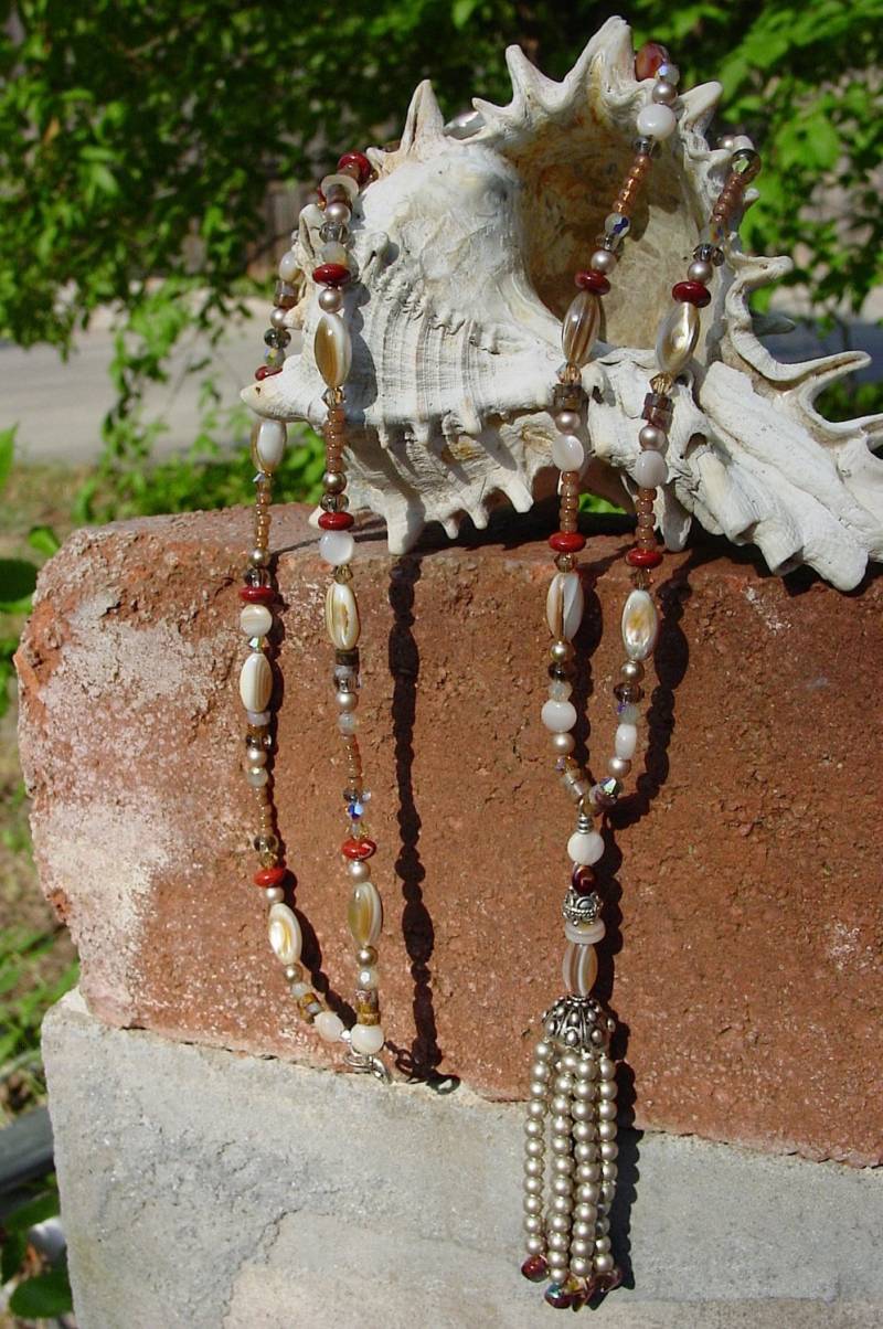 Beige Quastenkette, Swarovski Bronze Perlen, Perlmutt, Breckzienjaspis, Pietersit, Rauchquarz, Swarovski Kristall Kette von BaublesHandcrafted