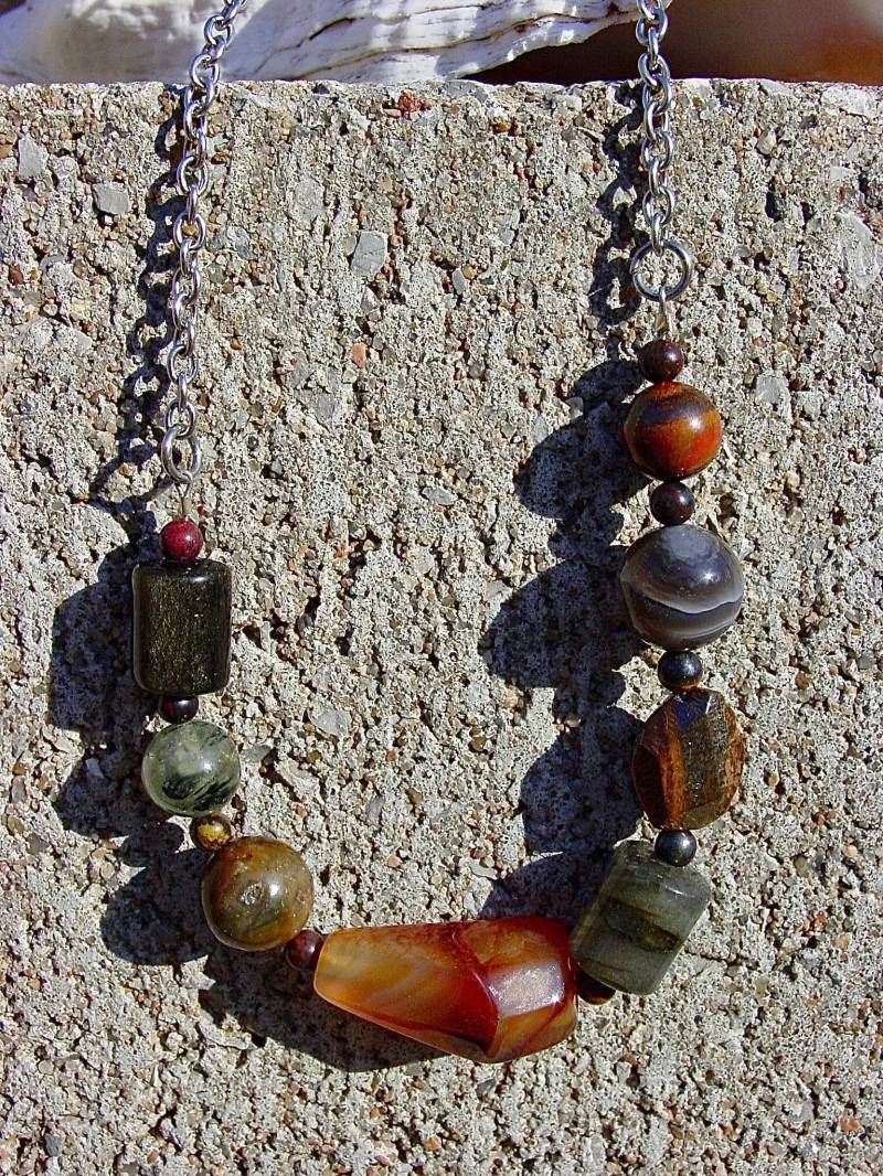 Bourgeois Boho Golden Obsidian, Achat, Tigereisen, Botswana Labradorit, Grüner Opal Und Edelstahl Halskette von BaublesHandcrafted
