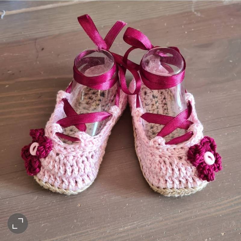 Gehäkelte Ballerinas Aus Baumwolle Mit Satinbändern von BauleDeiFilatiDiSte