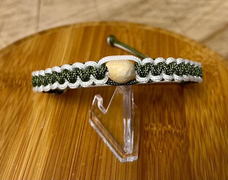 Paracord Armband Mit Wunderschöner Baumperle Der Buche Bracelet Vegan Unikat Edel Passt Perfekt Für Armumfang 13-18cm Paracord Armband Mit Wunderschöner Baumperle Der Buche Bracelet Vegan Unikat Edel Passt Perfekt Für Armumfang 13-18cm von Baumperlen