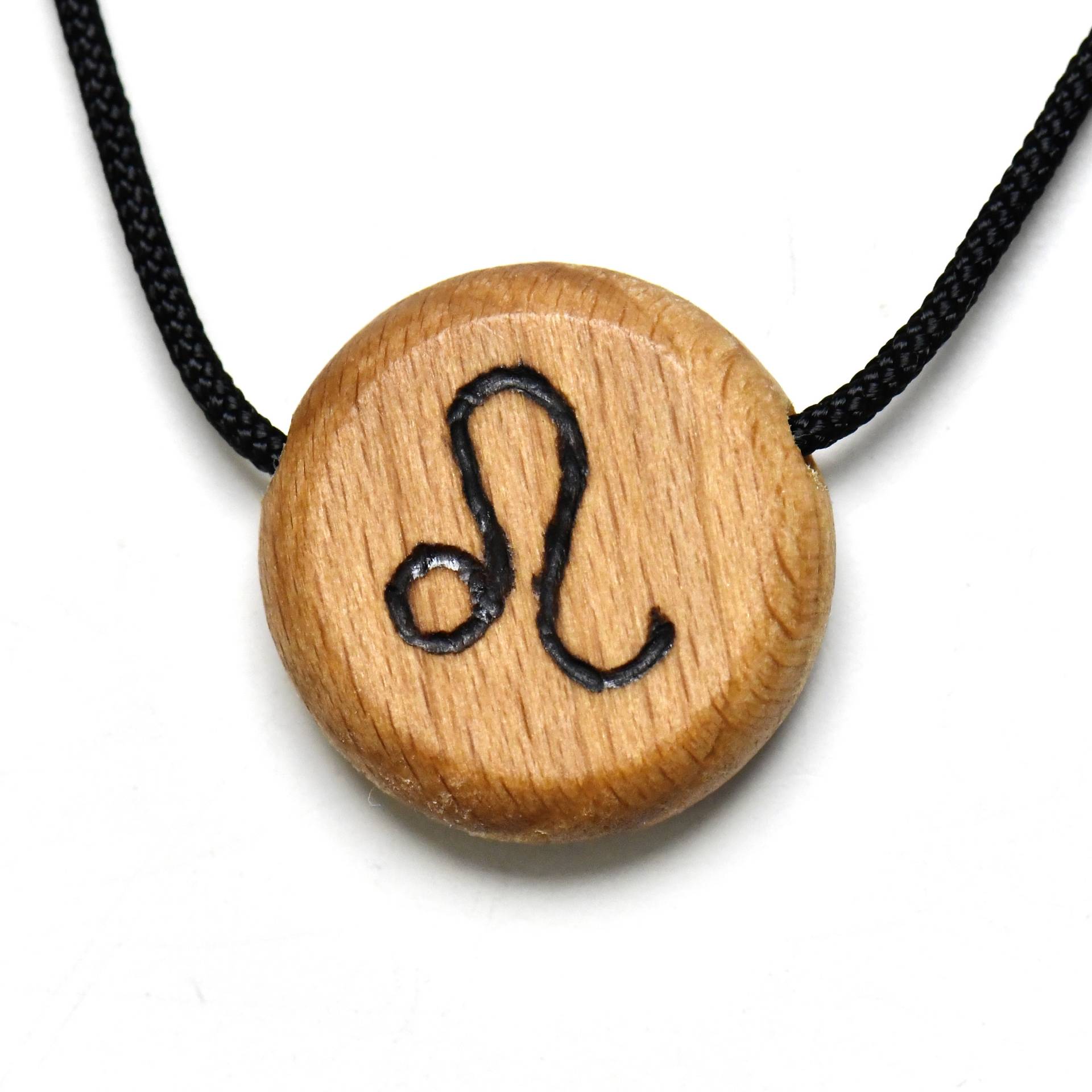 sternzeichen Löwe Leo Amulett Aus Buchenholz Hartholz Mit Von Hand Gebranntem Tierkreiszeichen Anhänger Holzschmuck Buche von Baumperlen