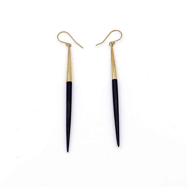 Bawa Hope Messingohrring "Fine Spike Horn schwarz" von Bawa Hope