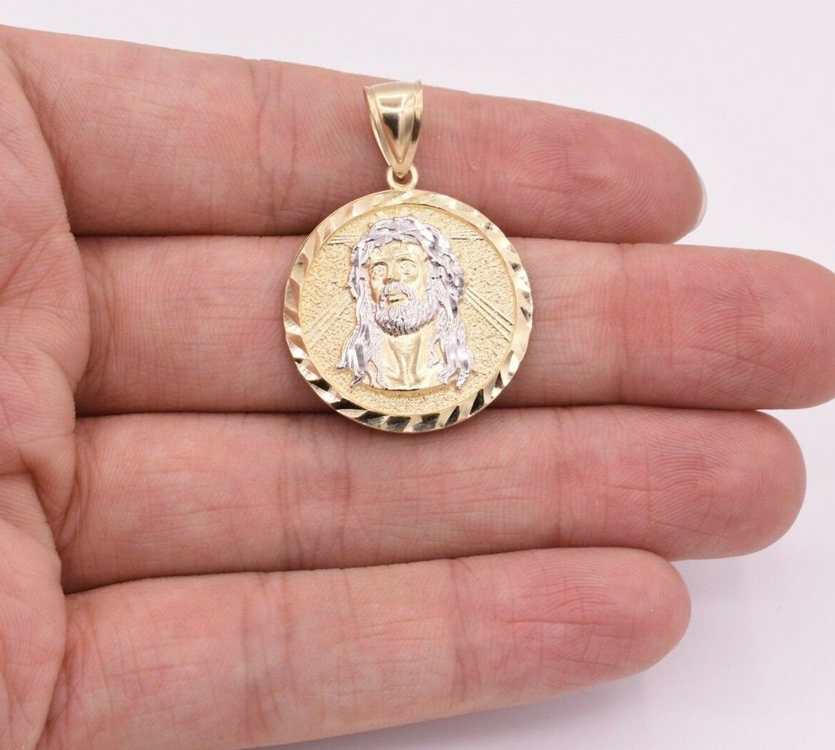 1 1/2" Jesus Gesicht Diamantschliff Oval Medaillon Anhänger Echt 10K Gelb Weißgold von BayamJewelry