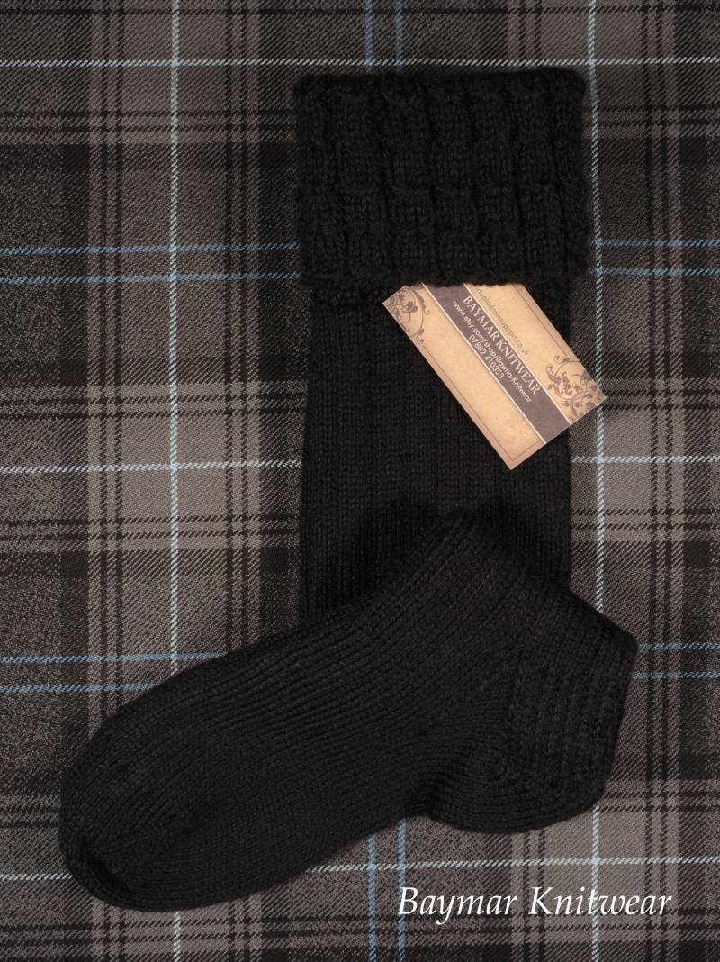 Feinster Traditionell Handgestrickter Kiltschlauch - Made in Scotland Feinster Traditionell Handgestrickter Kiltschlauch - Made in Scotland von BaymarKnitwear