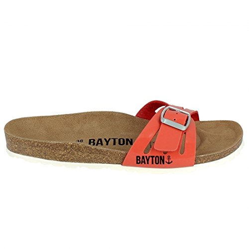 BAYTON Damen Athena Flache Sandale, Korallenfarbenes Vinyl, 40 EU von Bayton