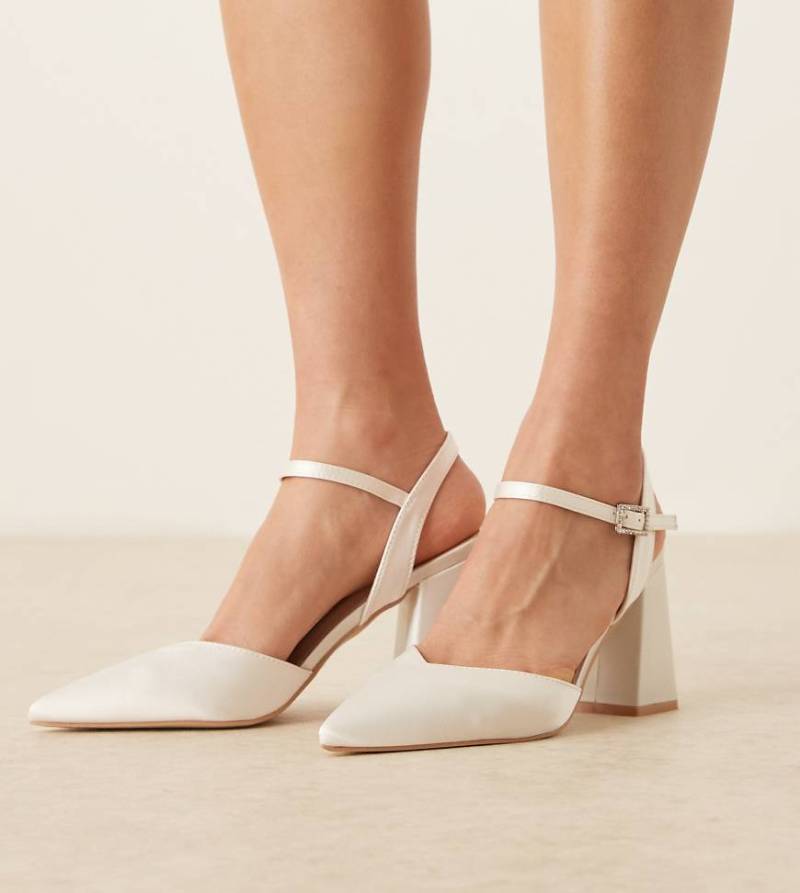 Be Mine - Bridal - Frankie - Verzierte Satin-Schuhe in Elfenbeinweiß mit Absatz von Be Mine