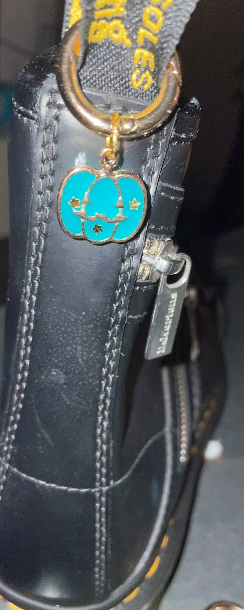 Boot Charm von BeAPartofArt