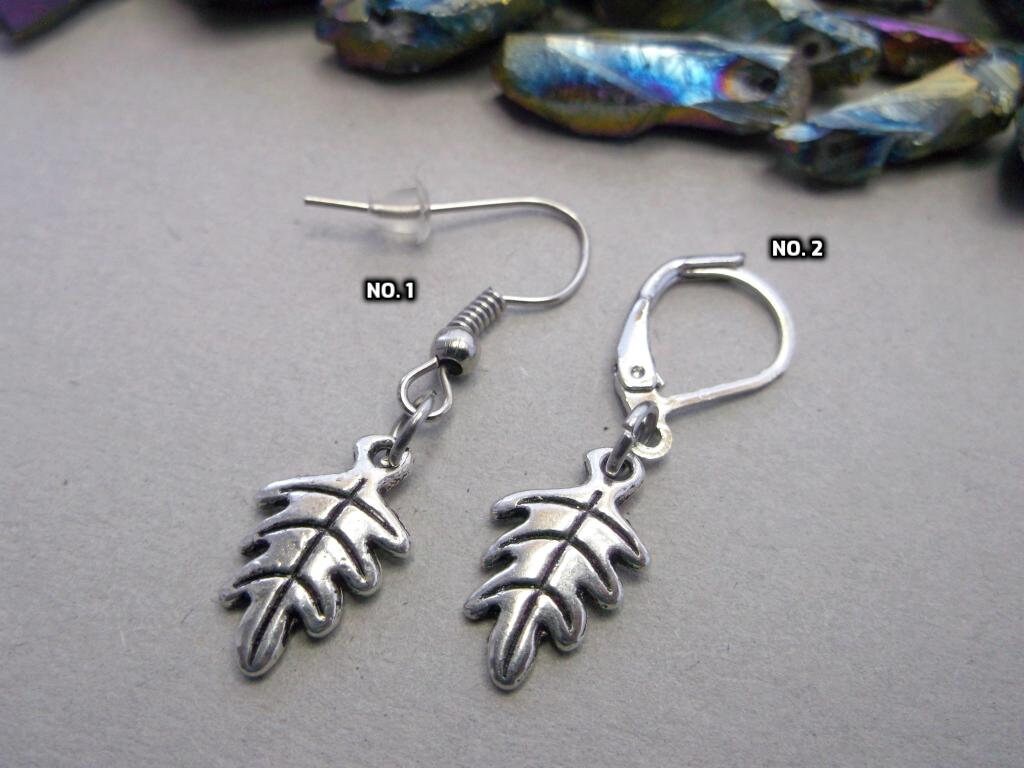 Eichenblatt Ohrhänger Tibetsilber Symbol, Edelstahl Haken von BeAliter