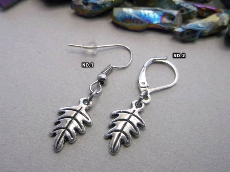 Eichenblatt Ohrhänger Tibetsilber Symbol, Edelstahl Haken Eichenblatt Ohrhänger Tibetsilber Symbol, Edelstahl Haken von BeAliter