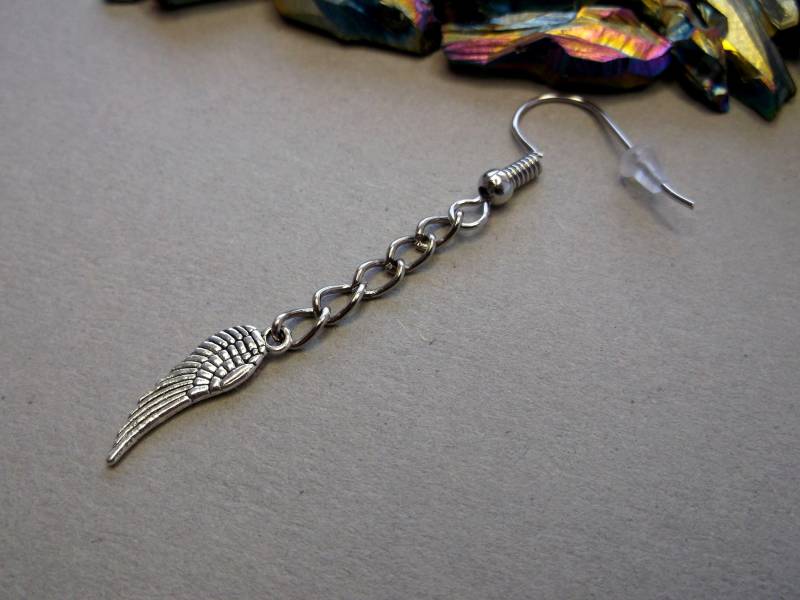 Engelsflügel Ohrhänger Tibetsilber Charm, Edelstahl Haken Engelsflügel Ohrhänger Tibetsilber Charm, Edelstahl Haken von BeAliter
